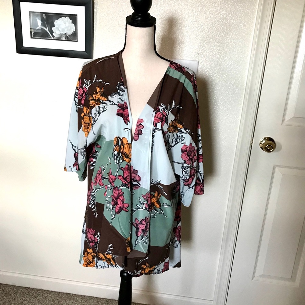 LuLaRoe Monroe Duster Kimono